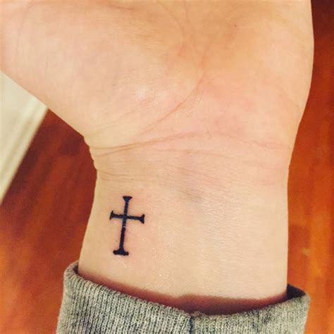 cross tattoo for men|cute cross tattoos on wrist.